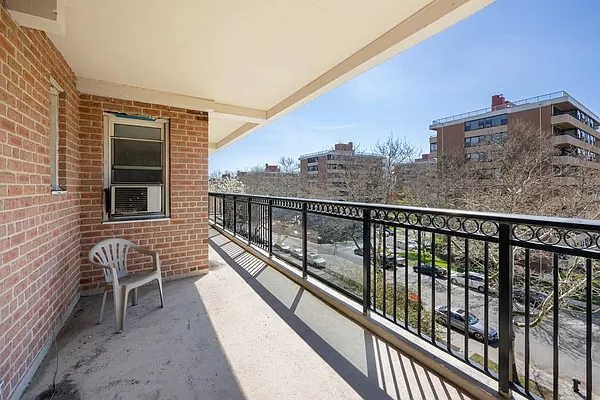 Sold by Shares of New York Marketing LLC | media 8