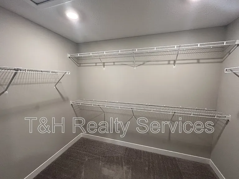 19946 Edwick Dr — Photo 16