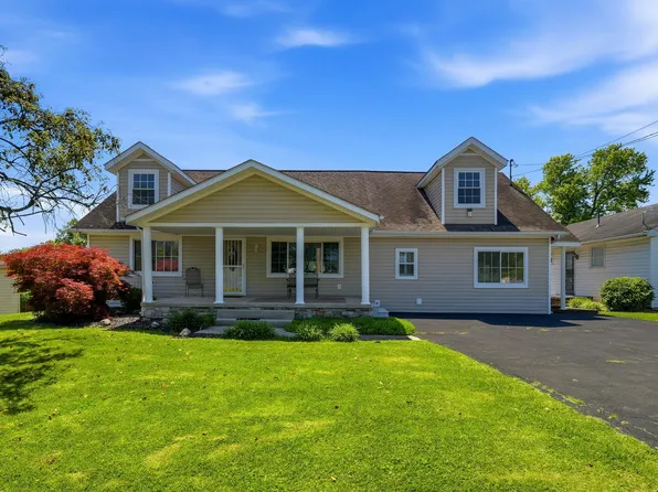 1221 Norway Ave, Huntington, WV 25705