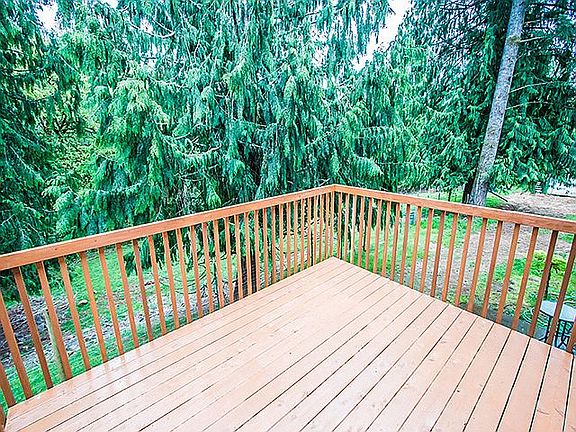 4th image of 5605 NE 384th St