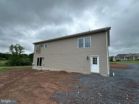 4th image of 370 Harry Hiett Ln