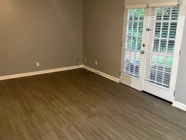5183 Ridge Forest Dr — Photo 6