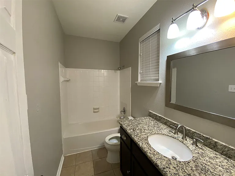 5602 Walkabout Way — Photo 22