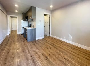 9606 14th Ave SW #1, Seattle, WA 98106