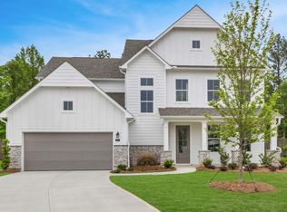 411 Red Wood Ln, Hoschton, GA 30548