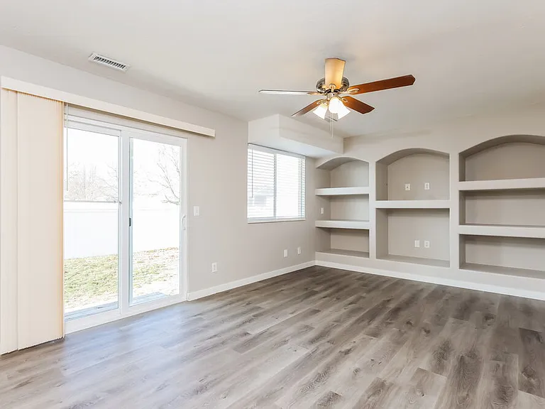 7332 S Jasper Hill Dr — Photo 10