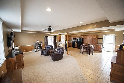 4th image of 5469 Mobley Dr