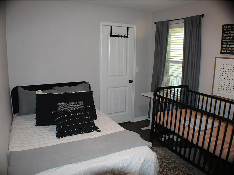 12217 Riprap Dr — Photo 3