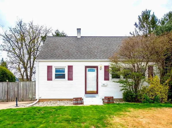 32 Coleridge Ave, Hamilton, NJ 08620