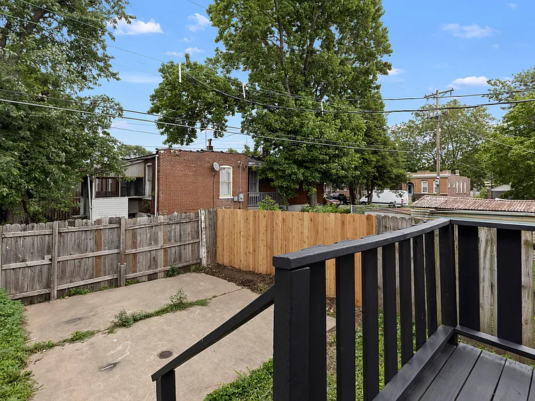 3445 Itaska St — Photo 15