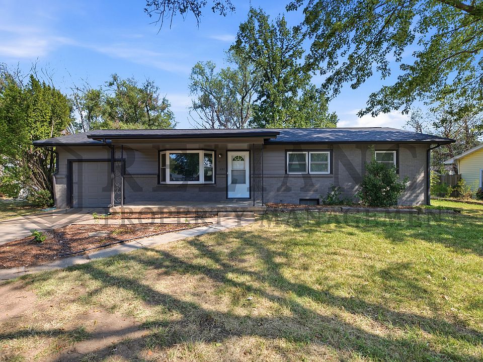 1st image of 1444 N Holland Ln