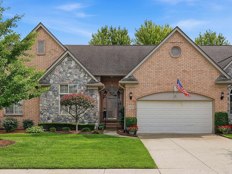 1st image of 2660 Ridgecrest Dr