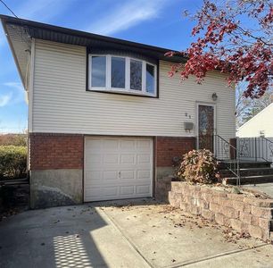 21 Elton Street, Westbury, NY, 11590