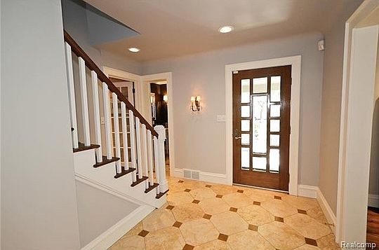 2nd image of 3435 S Bradway Blvd