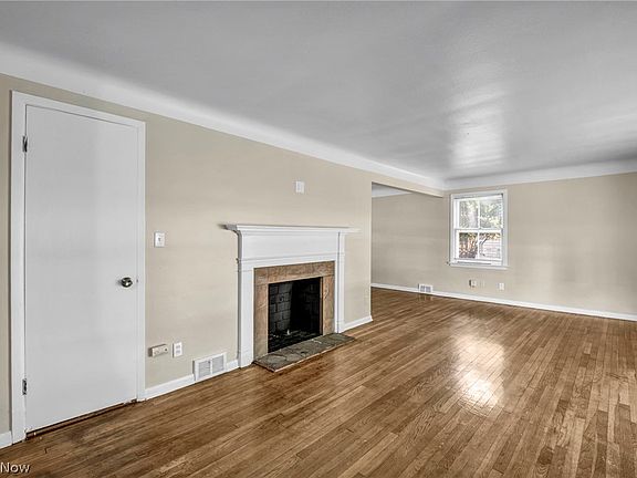 5th image of 2313 N Taylor Rd