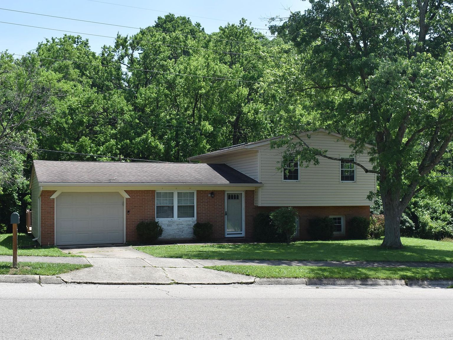1111 S Locust St, Oxford, OH 45056 Zillow