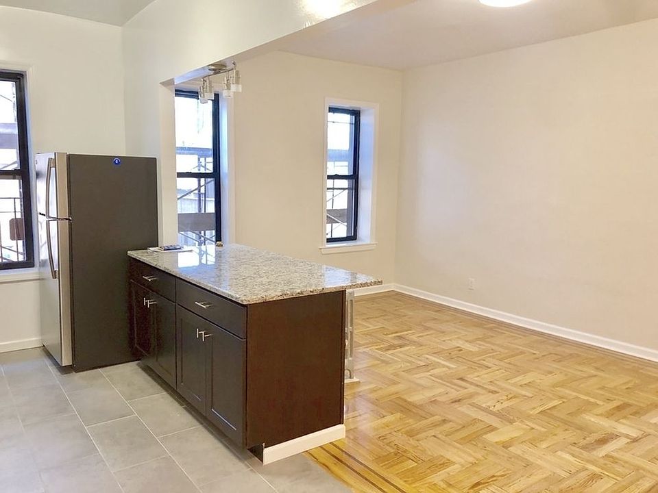 2nd image of 4706 46th St APT D6