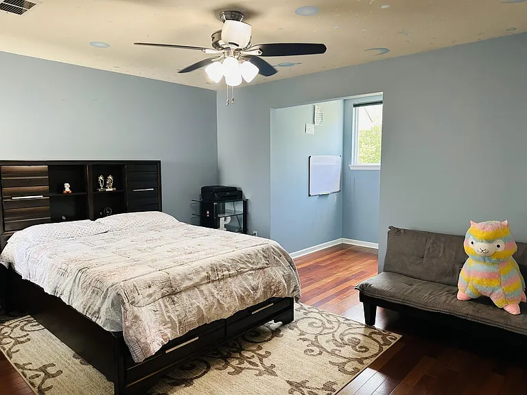 2 Russell Ct — Photo 14