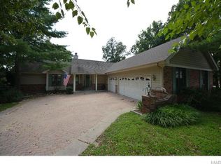 10530 Village Ln, Foristell, MO 63348
