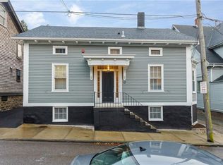 13 Sherman St APT 4, Newport, RI 02840