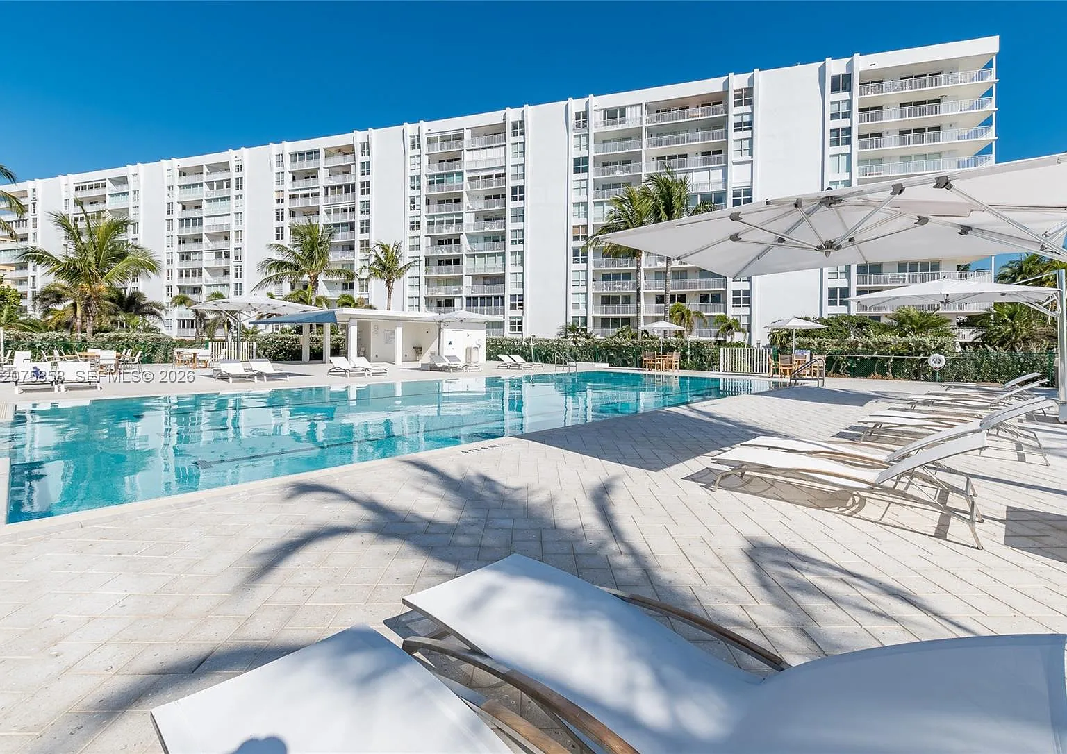 Sands Of Key Biscayne Con — Photo 2
