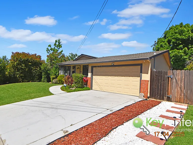 5127 Red Oak Dr — Photo 3