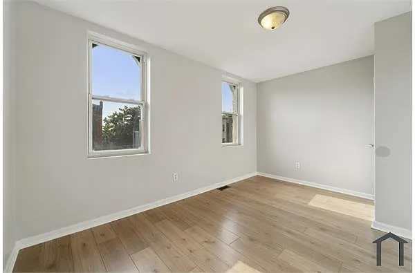 Building Photo - 3732 N 16th St #2