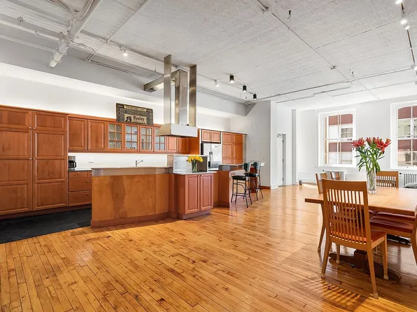 49 Murray St APT 4, New York, NY 10007