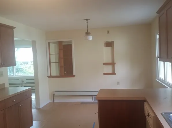 202 Clark St, Berea, OH 44017