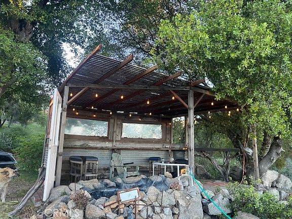 2nd image of 5643 Carleton Rd
