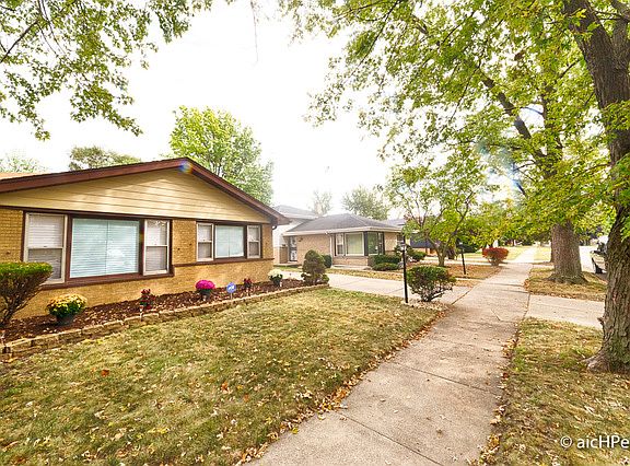 2nd image of 15241 Diekman Ct