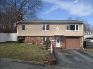 93 Waterman Ave, Johnston, RI 02919