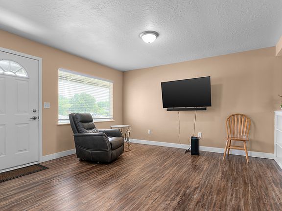 4th image of 4914 S 4015 W