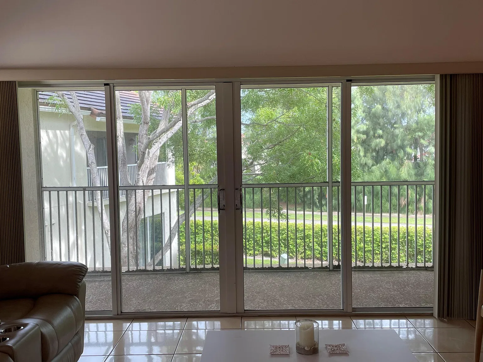 3 bed, 2.0 bath, 1704 sqft, $3,200 — Photo 3
