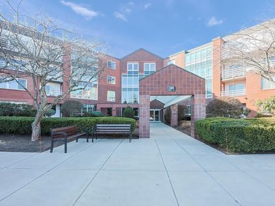 320 Place Ln #320, Woburn, MA, 01801
