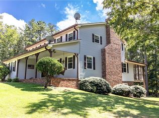 12152 Garretts Ferry Rd, Chattahoochee Hills, GA 30268
