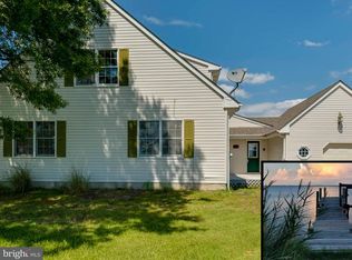 916 Long Point Rd, Grasonville, MD 21638