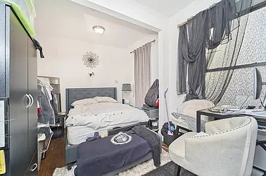 Rented by Living New York