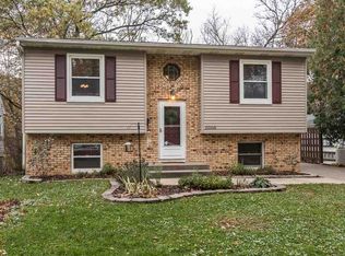 5336 7th Ave, Moline, IL 61265