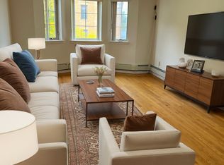 36-09 165th St #3, Flushing, NY 11358