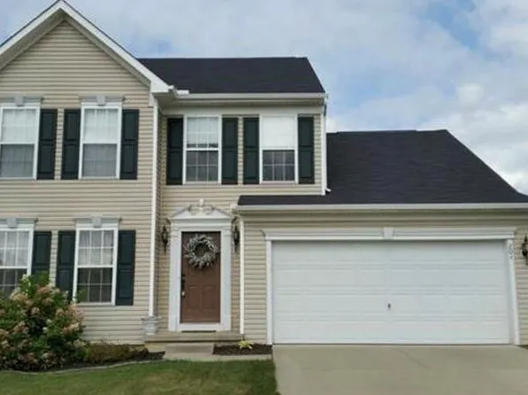 204 Burkdale Ct, Wadsworth, OH 44281