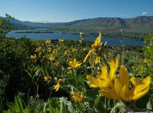 6151 E Hawks Ln, Huntsville, UT 84317