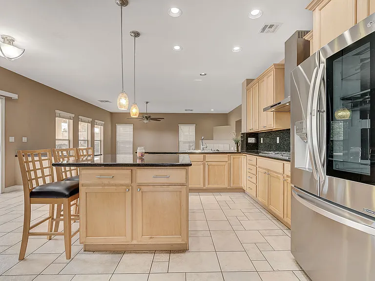 2504 Antique Blossom Ave — Photo 17