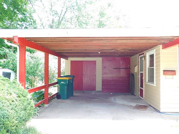 4th image of 309 Tilton Park Dr