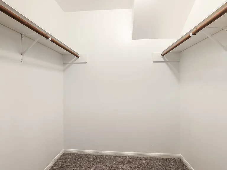 11715 Gardenglen Dr — Photo 12