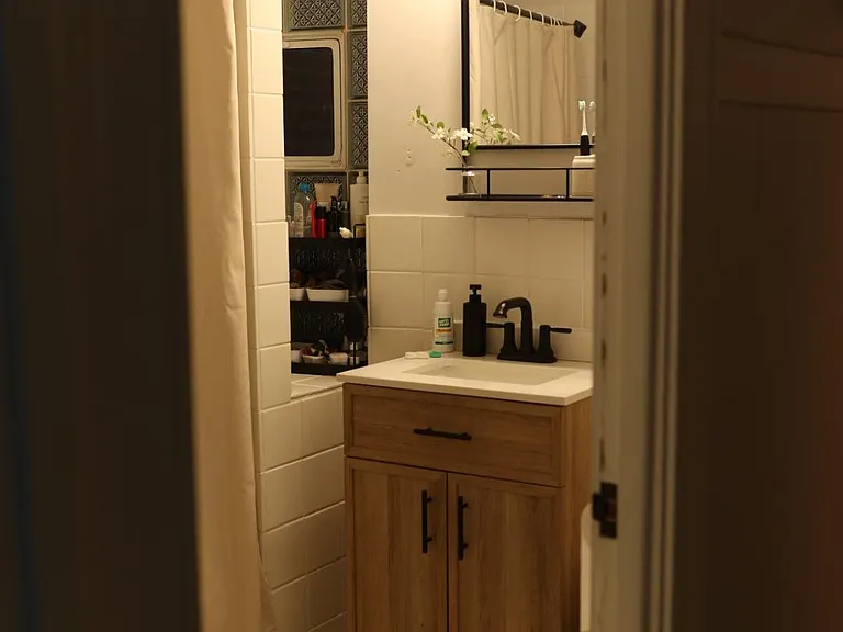 2520 W Iowa St #1 — Photo 11