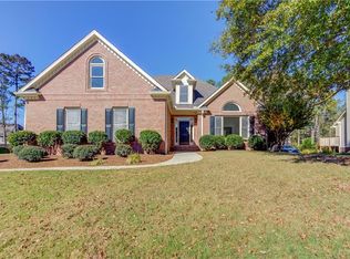 1090 Mount McKinley Dr, Grayson, GA