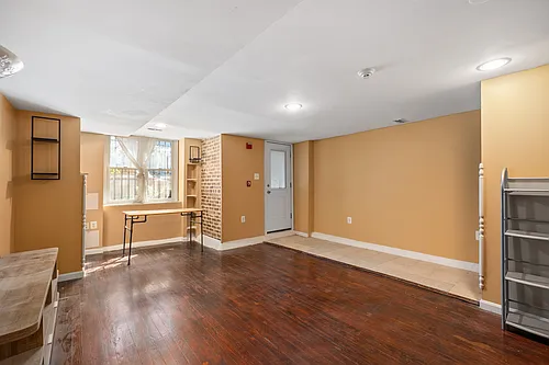 1723 Euclid St NW #1 Photo 1