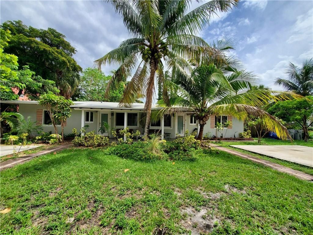 3204 NE 6th Street, photo 2
