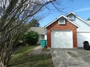 8915 Shadow Wood Ln, Converse, TX 78109